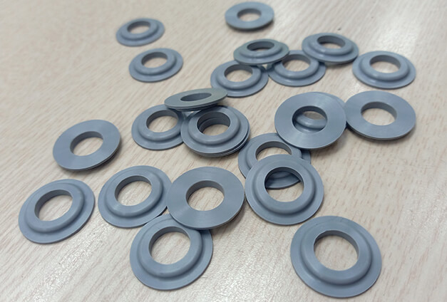 Rubber parts for dairy industry